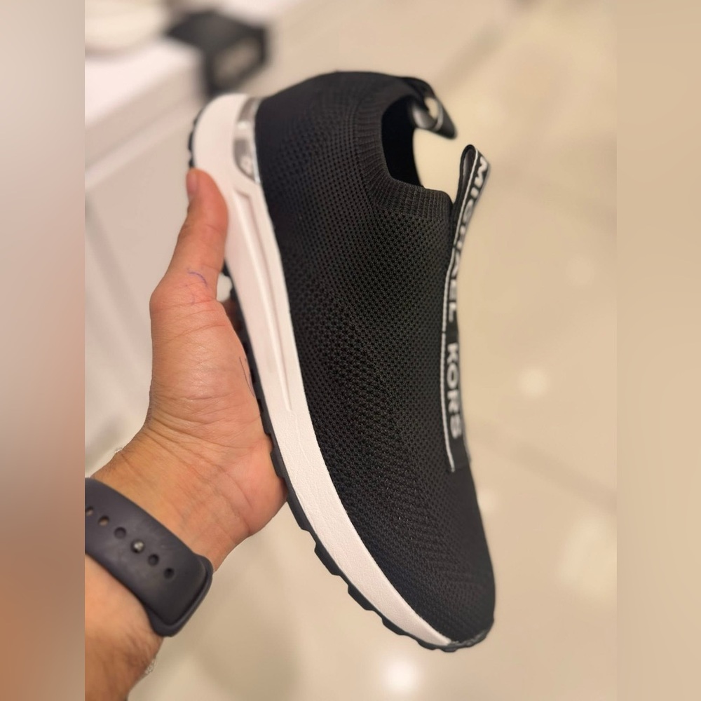 MICHAEL KORS OUTLET
Bodie Knit Slip-On Sneaker